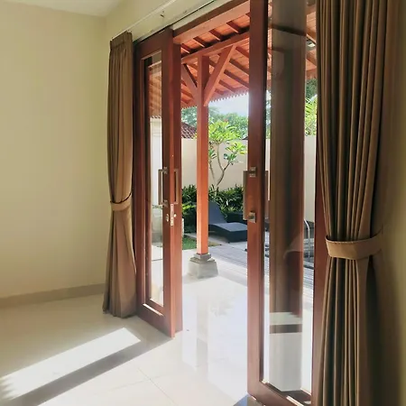 Londo Villa At Londo House